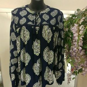 Crown & Ivy Paisley Print Long Sleeve Top
